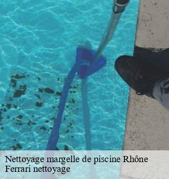 Nettoyage margelle de piscine 69 Rhône Ferrari nettoyage