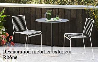 Restauration mobilier extérieur 69 Rhône Ferrari nettoyage